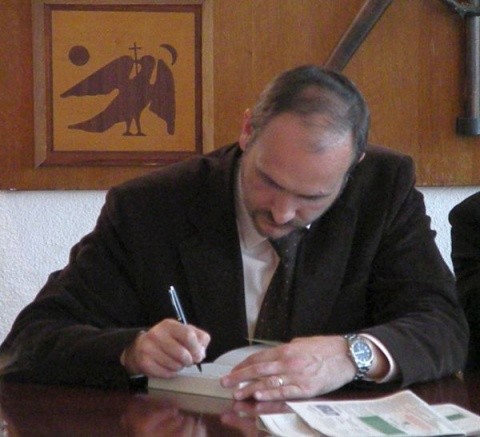 lansare carte ionut tene liga scriitorilor3