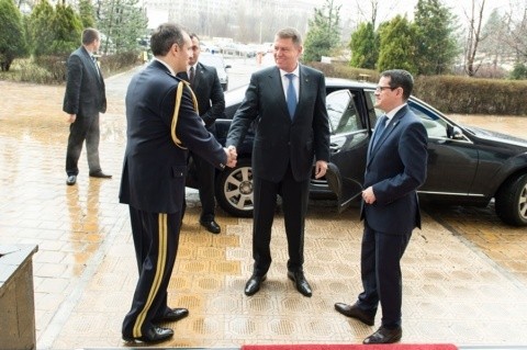 image-2015-03-3-19538748-70-coldea-iohannis-hellvig