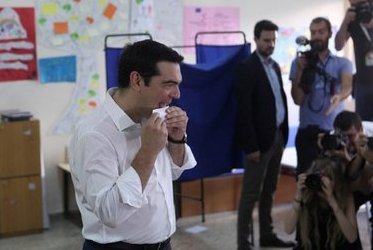 tsipras-la-vot-hepta-mediafax