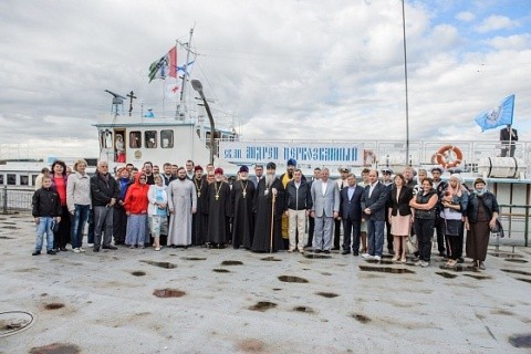 corabie biserica novosibirsk 2015 4