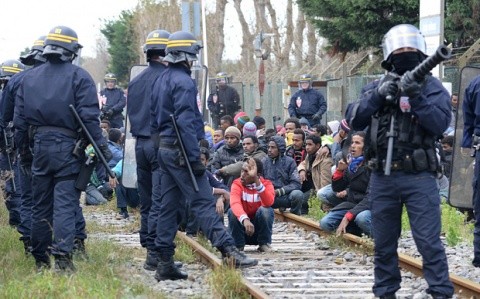calais-illegal-immigrant-riots
