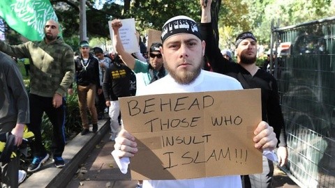 975416-islamic-protest-in-the-streets-of-sydney