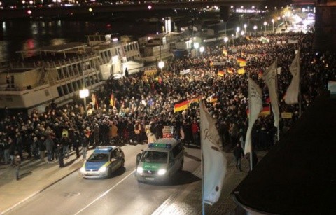 pegida-465x390