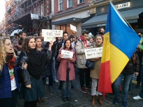 Muncitorii est-europeni aduc la bugetul britanic mai mult decât cheltuie guvernul cu propriii cetăţeni