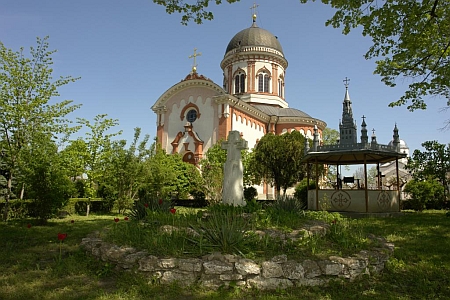 manastirea-noul-neamt-3