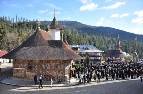 manastirea_petru_voda