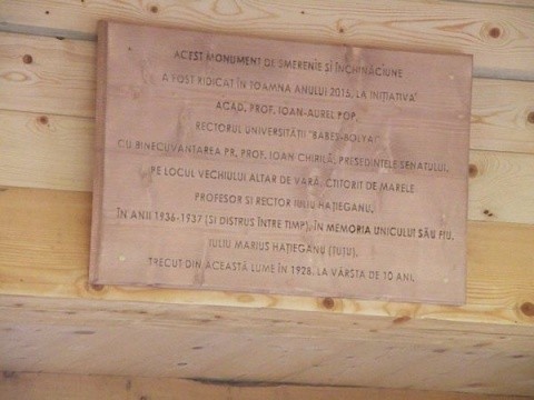 biserica lemn iuliu hatieganu3