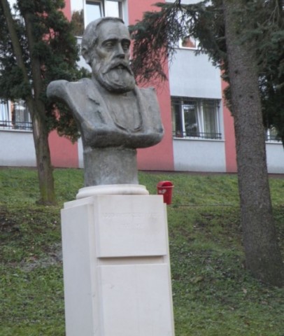bust b p hasdeu cluj