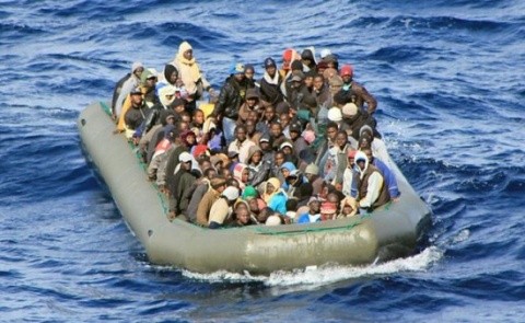 300-de-emigranti-din-libia-au-pierit-in-mare-294753