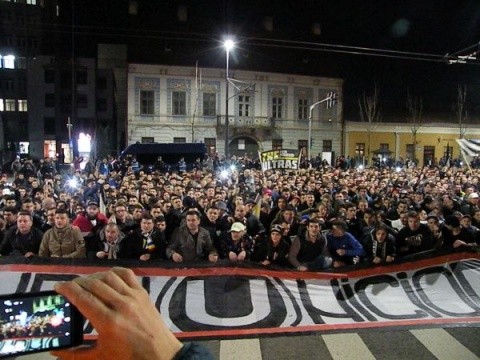 u cluj miting6