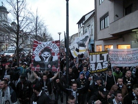 u cluj miting9