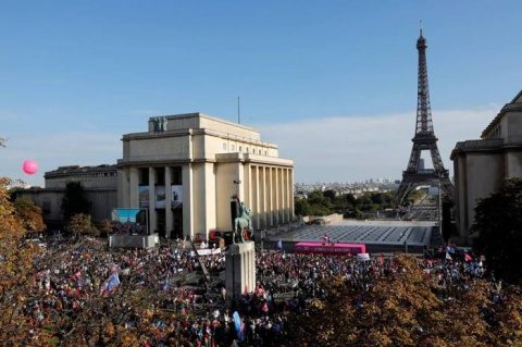 paris-protest-against-gay-marriage-oct-2016