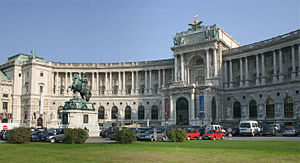 300px-Wien_Hofburg_Neue_Burg_Heldenplatz