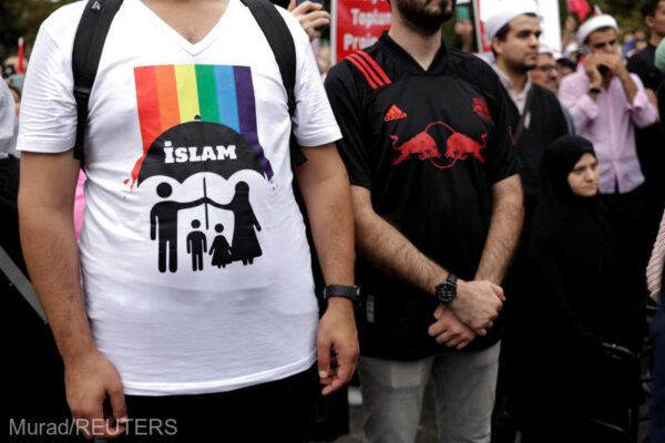 Sute de persoane au manifestat la Istanbul împotriva comunităţii LGBT și a valorilor europene