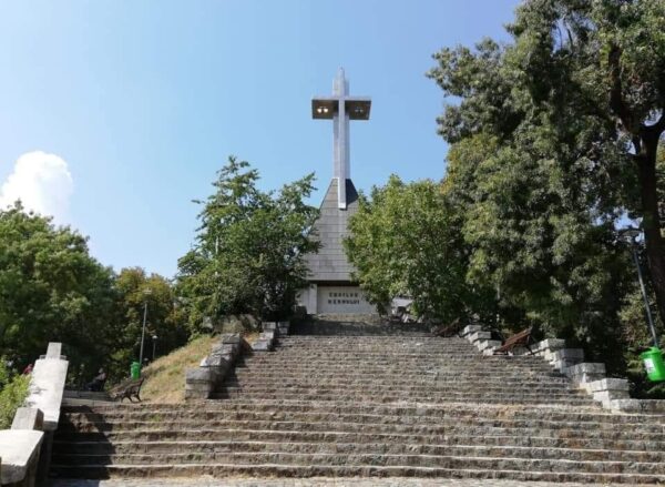 Anunț Oficial. Crucea de pe Cetățuie rămâne la locul ei, confirmă Primăria Cluj-Napoca