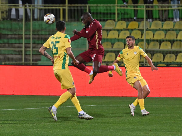 CFR Cluj a învins jenant de greu ”lanterna roşie” cu scorul de 1-0