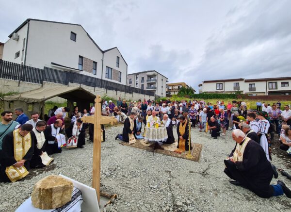 S-a pus piatra de temelie pentru noua biserică ortodoxă din cartierul clujean Europa
