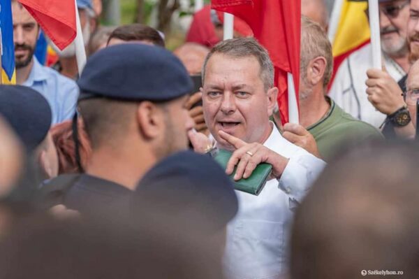 Dr. Mihai Tîrnoveanu: Cerem Președenției României și Ministerului Afacerilor Externe să interzică vizitele premierului Ungariei, Viktor Orban