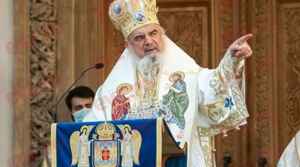 Patriarhia Română: Nu există taxa de înmormântare. Reclamați preoții care cer bani