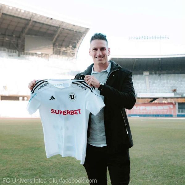 Clubul de fotbal Universitatea Cluj l-a transferat pe atacantul argentinian Federico Anselmo