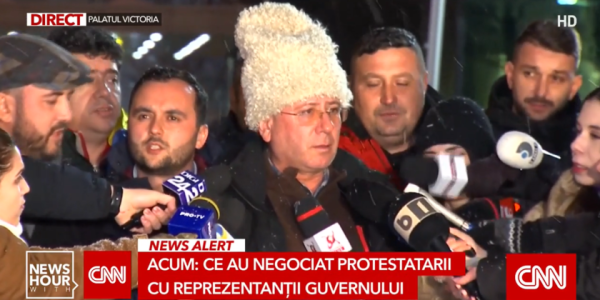 Transportatorii şi fermierii au decis să „rămână în stradă”. Până la căderea Guvernului Ciolacu?