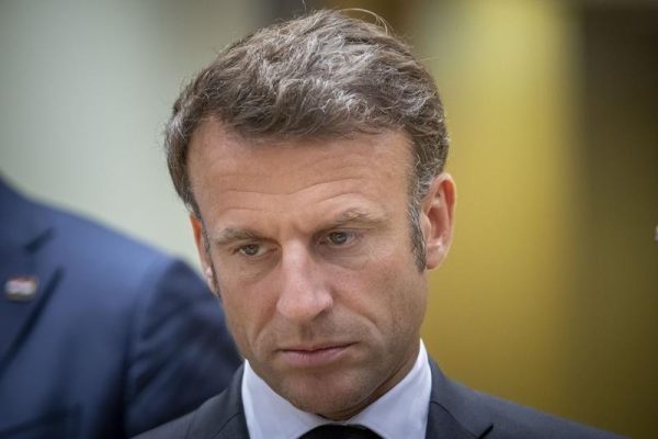 Macron pregătit să bage Europa în război direct cu Rusia: se negociază trimiterea de soldați europeni în Ucraina