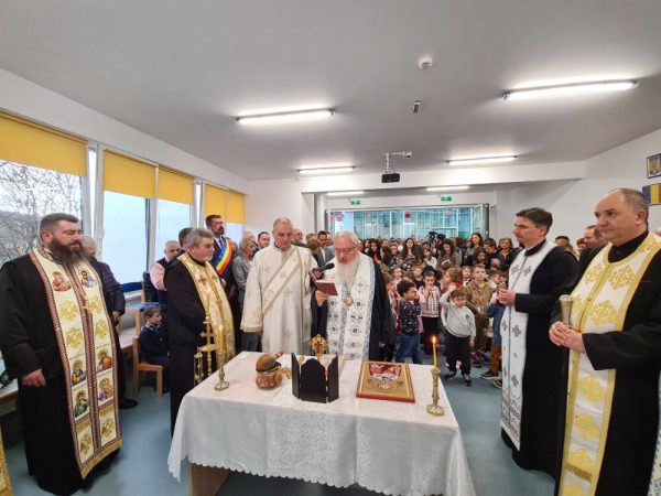 Inaugurarea grădiniței cu program prelungit din localitatea Baciu. Educație ortodoxă