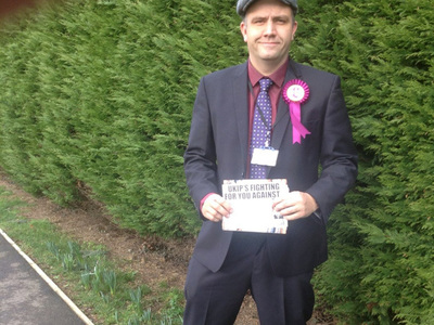 Activist al formaţiunii UKIP, acuzat de afirmaţii rasiste după ce a scris pe Facebook că „românii sunt hoţi”