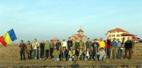 Frăția Ortodoxă Sf. Mare Mucenic Gheorghe purtătorul de Biruință a demarat tabăra de muncă pentru Mănăstirea de la Poarta Albă, ctitoria Părintelui Iustin