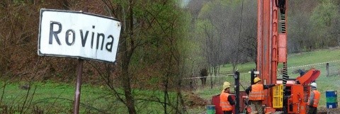 Firmele româneşti scoase din joc! Canadienii au reînceput asaltul asupra aurului din Apuseni la Rovina