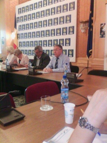 Organizaţia de Pensionari a PNL Cluj acuză PSD de discriminare în acordarea privilegiilor la pensie pentru parlamentari