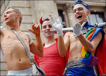 Biserica Episcopaliană din SUA aprobă oficierea Tainei Cununiei pentru uniunile gay