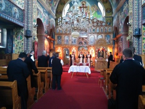 Preoții din Gherla se pregătesc de Procesiunea „La Nicula colo-n deal”
