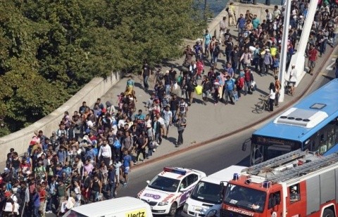 MAE, atenţionare de călătorie privind Ungaria și Austria
