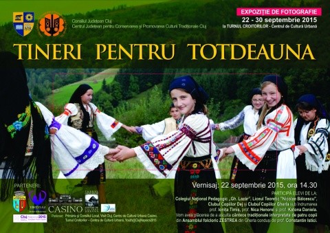 Cluj: Vernisaj expoziţie fotografie “Tineri pentru totdeauna”