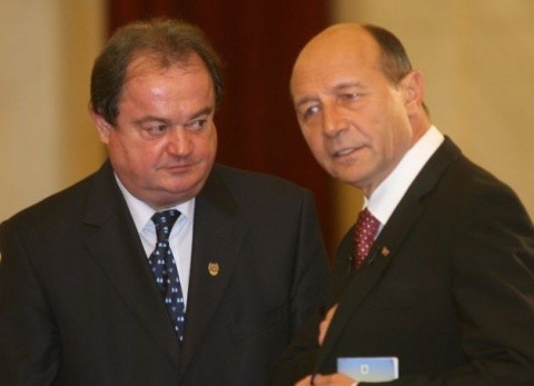 Reacție ironică la mitingul PNL. T. Băsescu: „Vasile, mai încearcă o dată!”