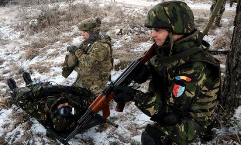 România se pregătește de război?! Centrele Militare Județene actualizează rezerviştii. Exerciţiu la graniţă