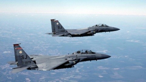 Aviaţia militară israeliană a atacat poziţii Hezbollah situate în apropierea aeroportului din Damasc