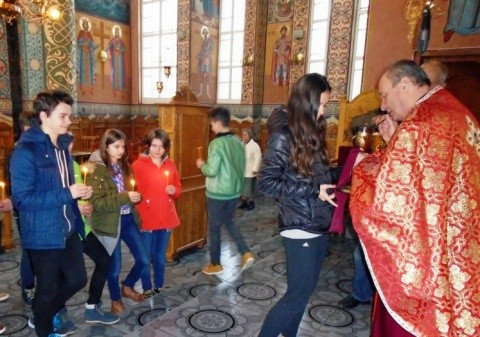 Activităţi cu elevii la Biserica Ortodoxă „Naşterea Domnului” din Cluj-Napoca
