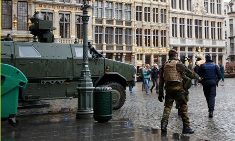 Focuri de armă la Bruxelles. Embargou mediatic
