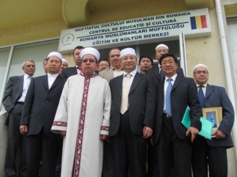 Musulmanii din România cer ajutor statului: Există lăcaşuri de cult unde se propaga idei necunoscute