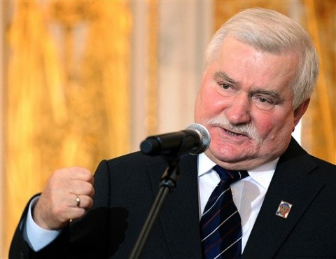 Lech Walesa avertizează asupra riscului unui „război civil” în Polonia condusă de conservatori