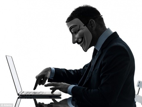 Blogger rus, condamnat la cinci ani de lagăr dupa ce a postat videoclipuri proucrainene