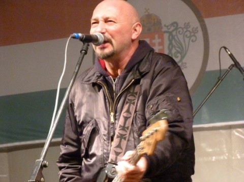 Petras Janos Laszlo, solistul formației ”Karpatia” trimis în judecată pentru promovarea prin muzica rock a xenofobiei, rasismului și antiromânismului în Ardeal