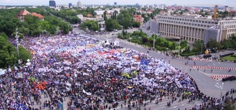 Cum vrea ministrul Guvernul României să aducă muncitori străini în România. Ce prevedere trebuie să dispară