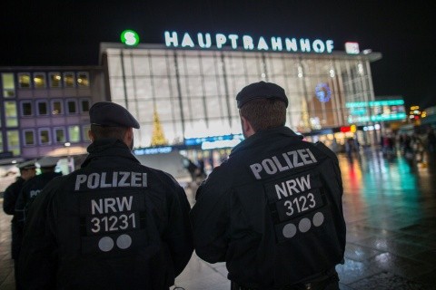 Kremlinul acuză Berlinul că mușamalizează cazul unei fetițe ruse violată de imigranți musulmani