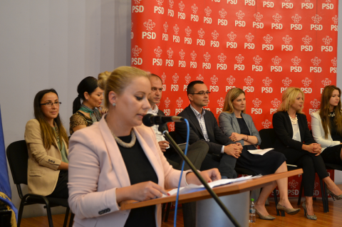 Tineretul Național Liberal Cluj solicită public lui Axente Husar demisia din toate funcţiile publice deţinute pe motiv de poliție politică