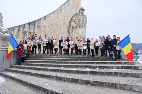 Manifestări anti-avort organizate de tinerii creştini din Baia Mare
