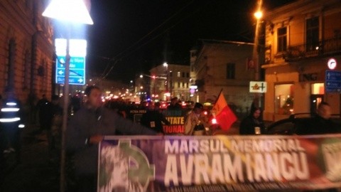 Marș cu torțe pentru Avram Iancu la Cluj-Napoca. Noua Dreaptă a cerut demisia premierului Cioloș (Foto)