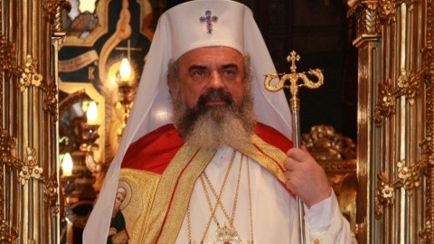 Noile salarii ale bugetarilor: Patriarhul Daniel, îndemnizație egală cu a premierului și șefilor Camerelor